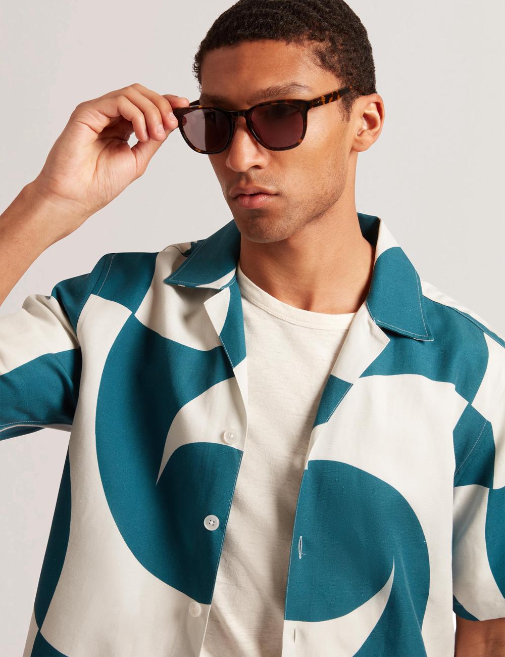 Ted Baker ROLDAN - Short Sleeve Oversized Swirl Print Men Casual Shirts Turquoise | Malaysia  1340-QCRYL