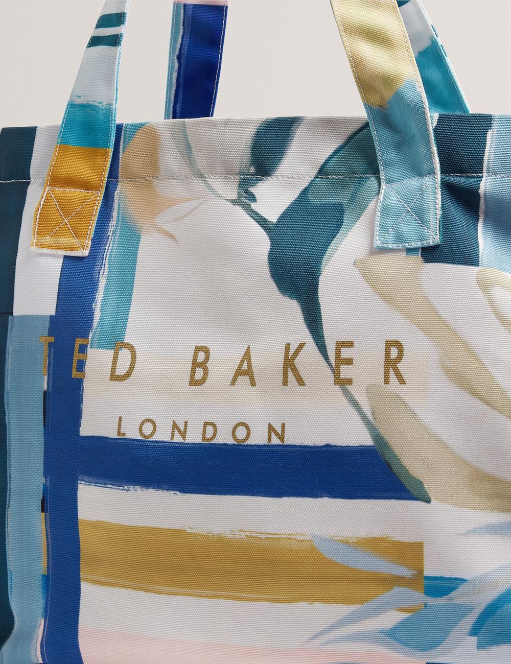 Ted Baker SHELYSS - Printed Beach & Flip Flops Set Women Tote Bags Green | Malaysia  1736-PZLDW